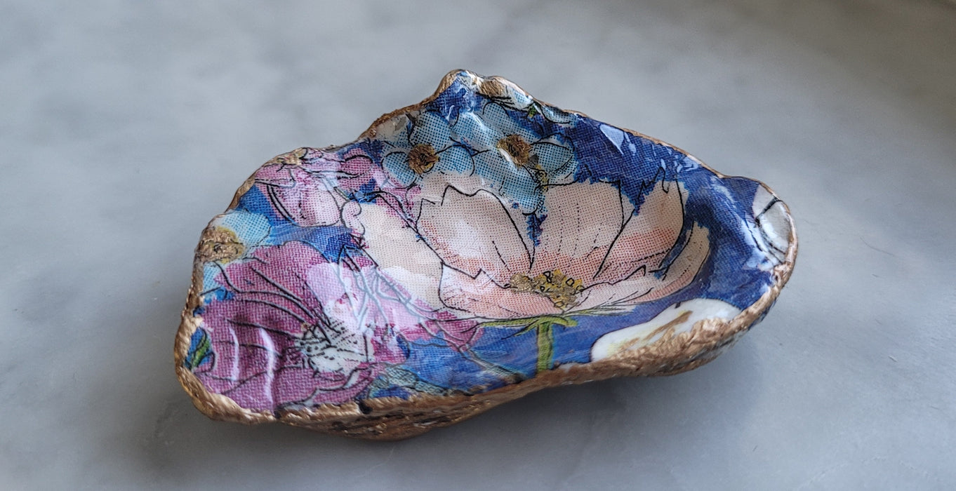 Oyster Shell Trinket Dish Blue Floral with Gold Leaf Paint (approx 2.25 in)